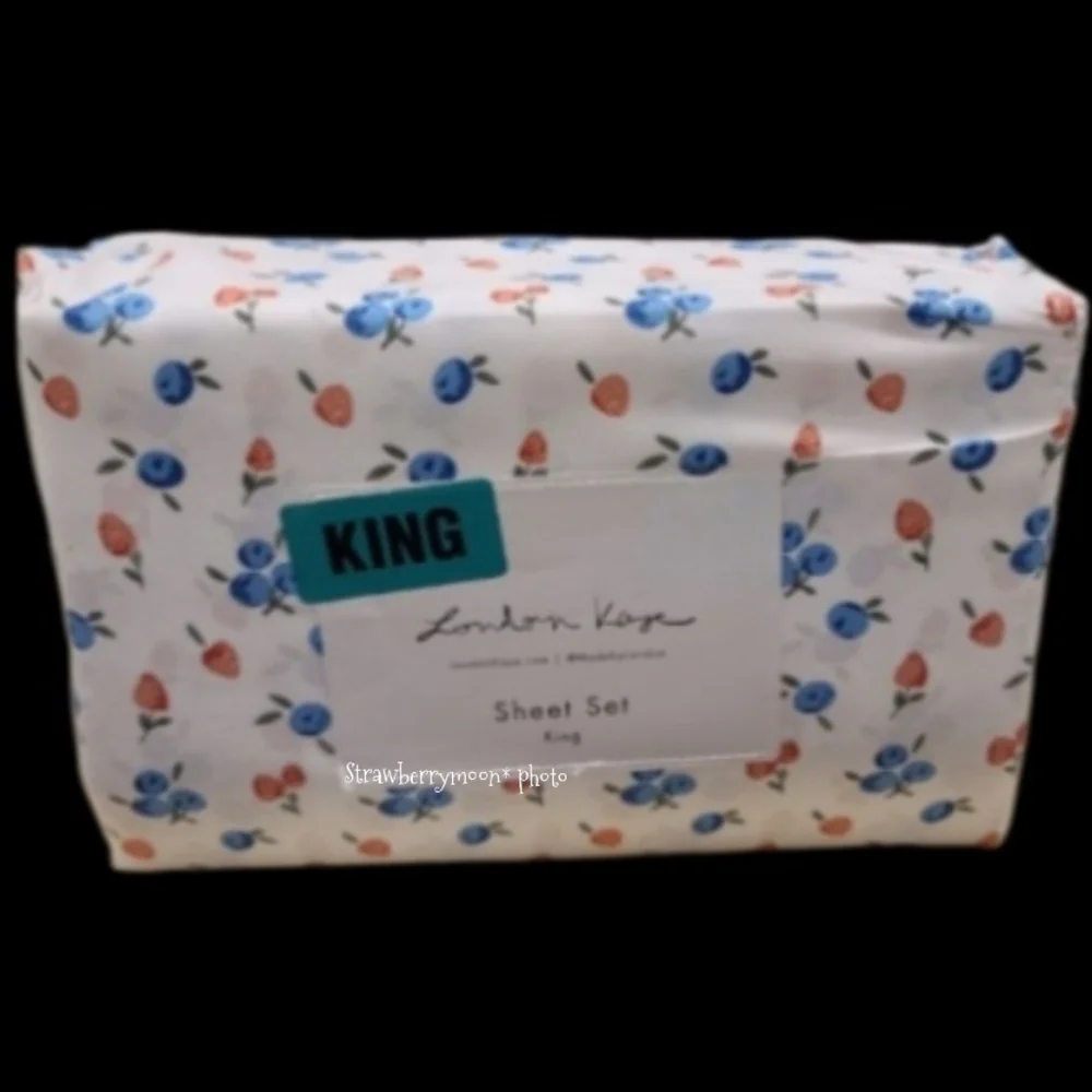 4pc Summer Strawberry / Blueberry King Bed Sheet Set Decor By London Kaye New